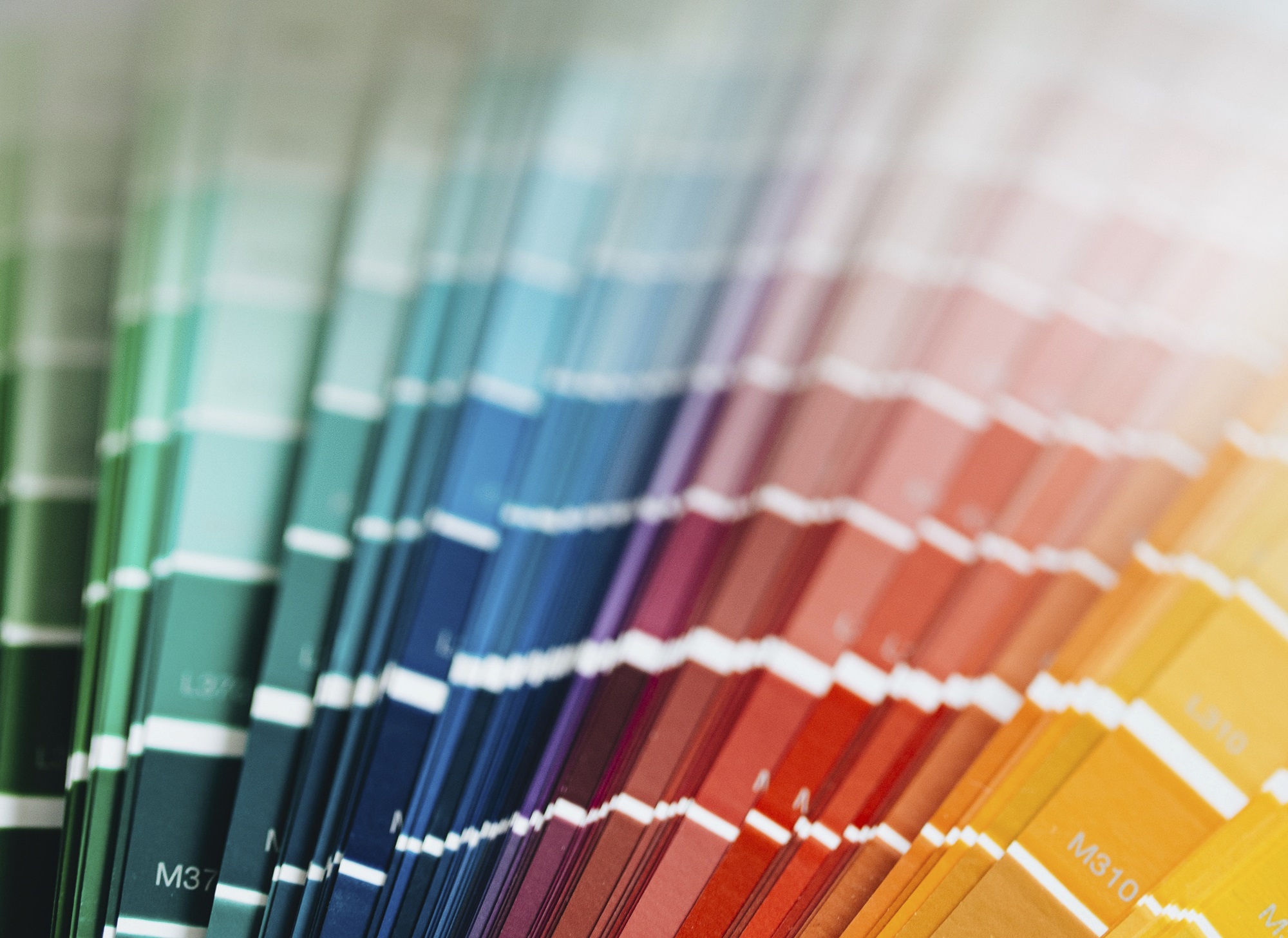 87  PRZEMYSŁ FARB I BARWNIKÓW